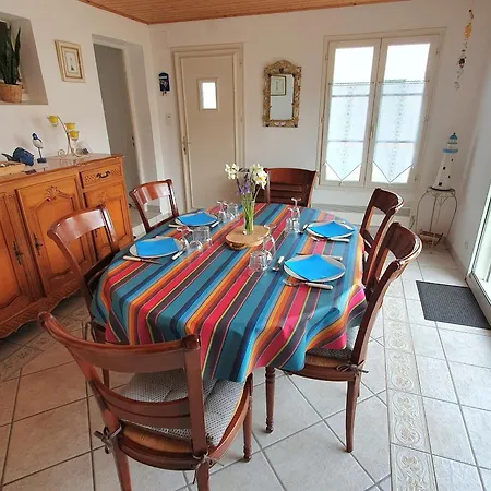 Maison Conviviale A Pour 5 Pers, Proche Centre, Animaux Admis - Fr-1-823-14 *